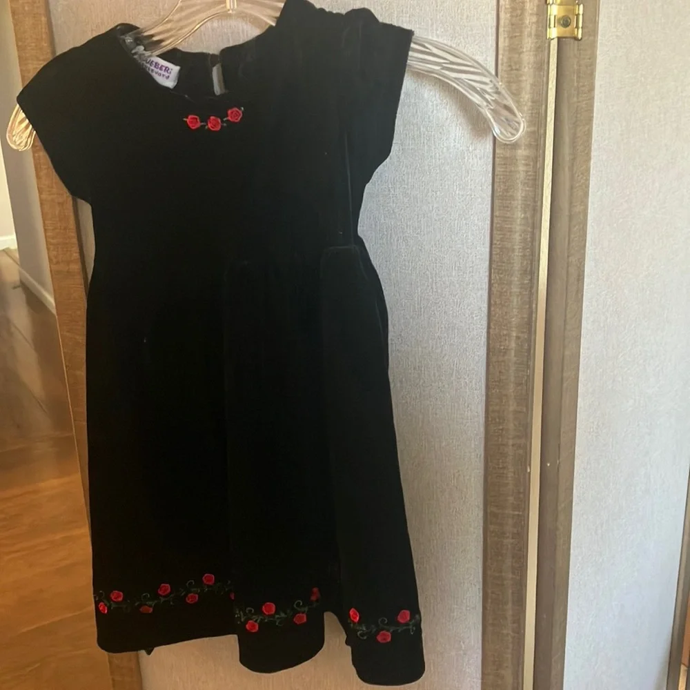 FINAL MARKDOWN Blueberi boulevard Elegant Black Velvet Kids Dress Red Accents 3t